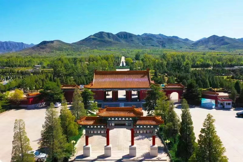 中华永久陵园：碑型特色、服务优势与环境魅力
